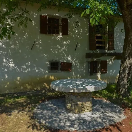 Stone House * Kotli